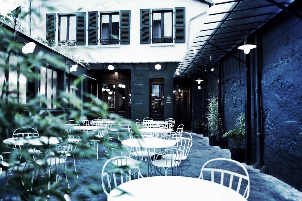 Urban Style Hotel Des Carmes Aurillac Exterior photo